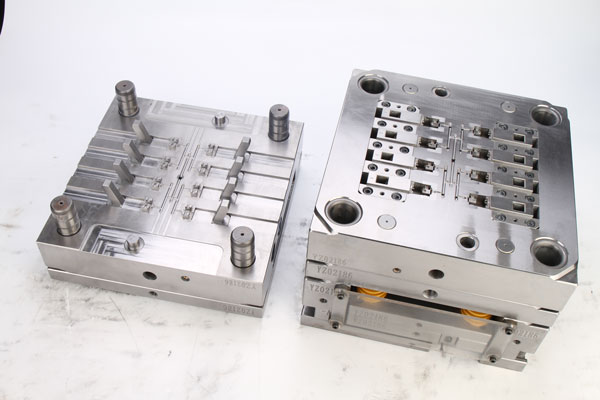medical injection mold