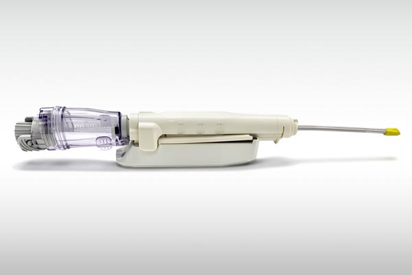 Black Spots on Injection Molded Products: Raw Material Contamination or Screw Issue?