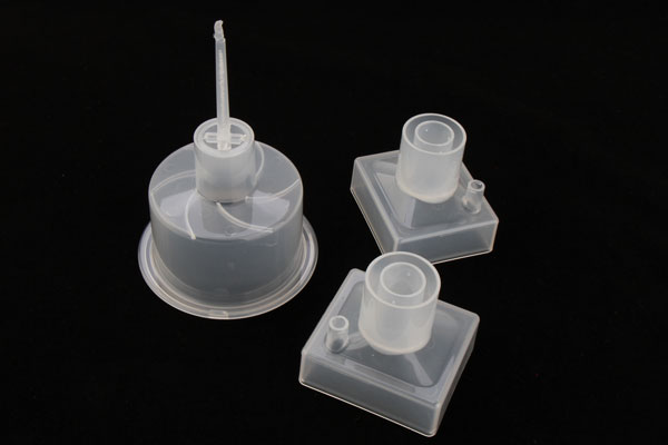 Medical Injection Molding: Hot Runner vs. Cold Runner