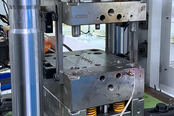 Analysis of the Causes of Air Traps in Medical Injection-Molded Products